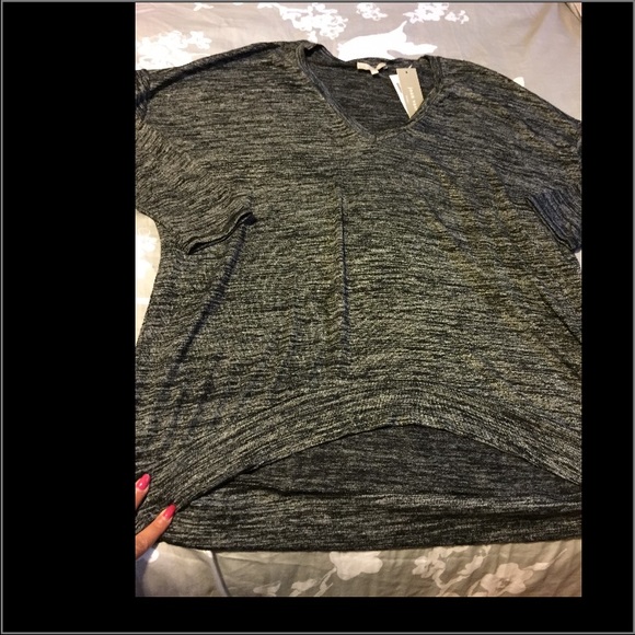 For Stacie๐Lovely loose top๐ - Picture 3 of 3