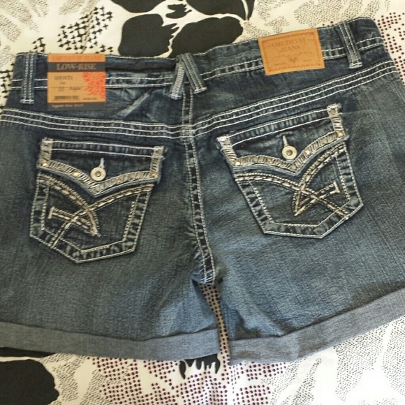 Jean shorts - Picture 2 of 2