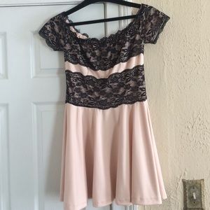 Gorgeous JustFab Pale Pink/Black Lace Dress