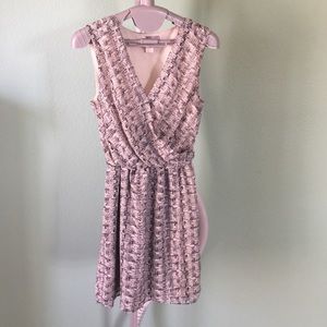 v neck dress