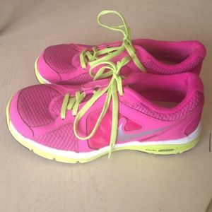Girls size 4Y Nikes