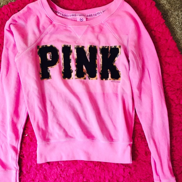 VS sweater