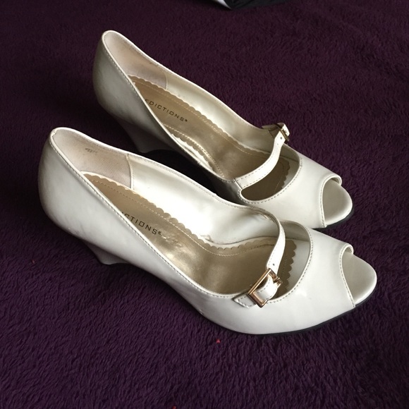 Off White low wedge heels