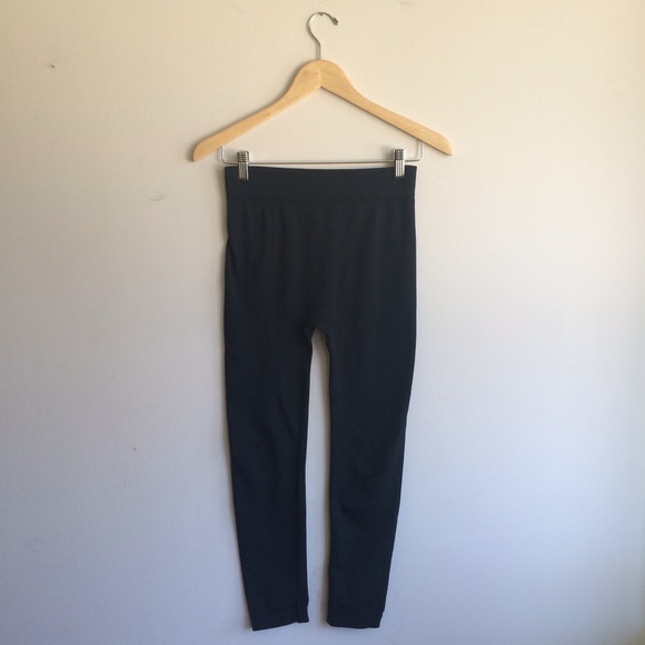 (!!!) Black Stretchy/Soft Ankle Leggings