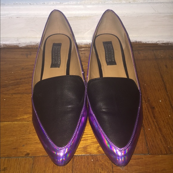 Heeled loafers