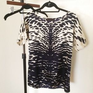 The Limited Printed Top