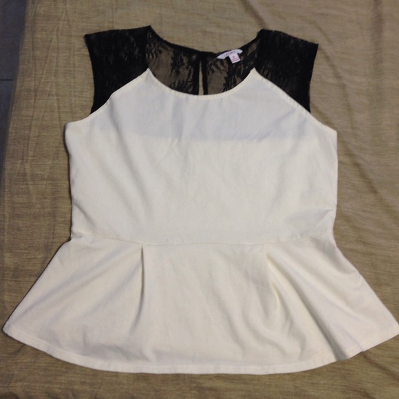 Candie's peplum top