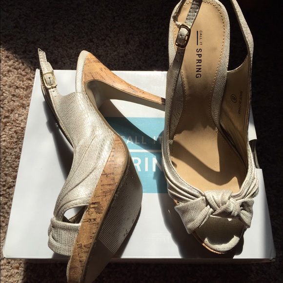 Sand color heels with wood finished heel.