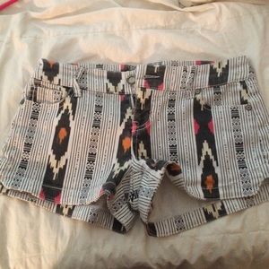 Hot kiss shorts