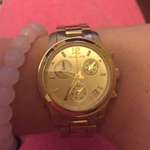 MICHAEL KORS GOLD TONED WATCH