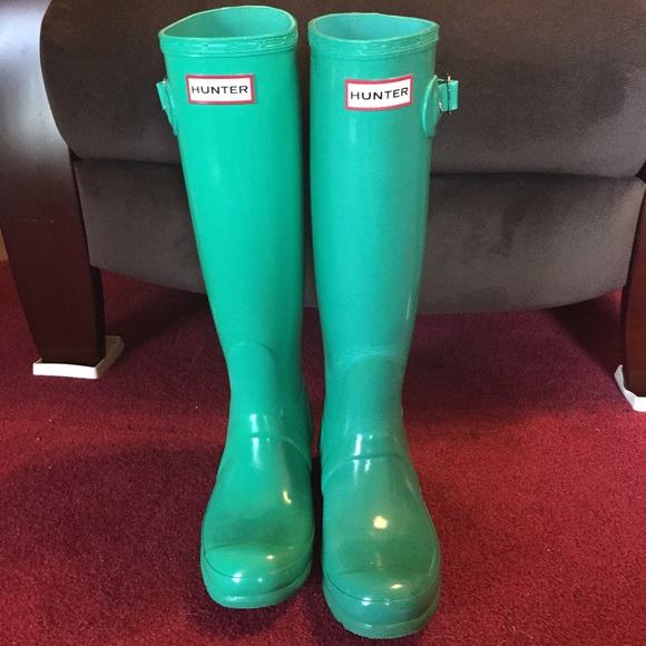Hunter boots size 6