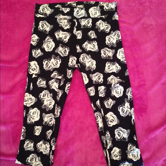 H&M floral leggings - Picture 2 of 4