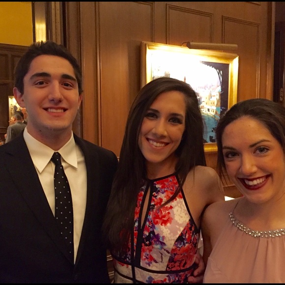 Meet your seller! - Picture 3 of 4