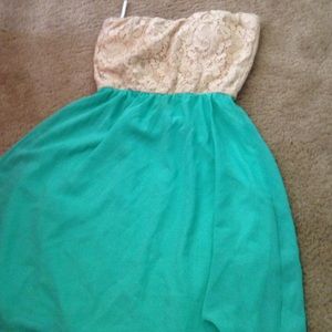 Fun and flirty summer dress!