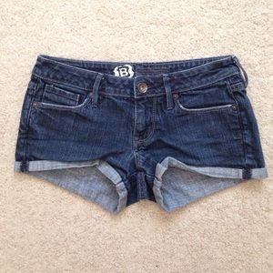 Bullhead jean shorts