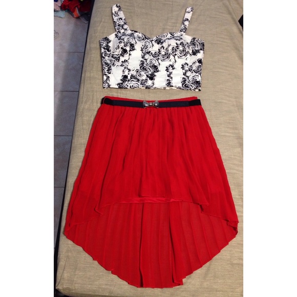 🆕 [Bundle] Charlotte Russe top & skirt w/ belt