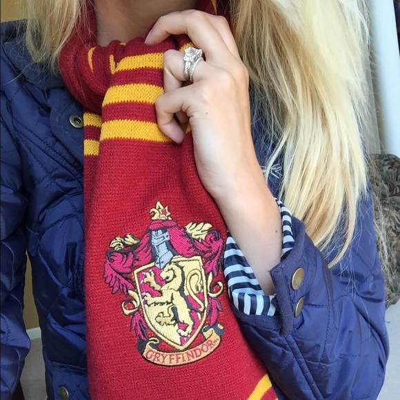Harry Potter scarf