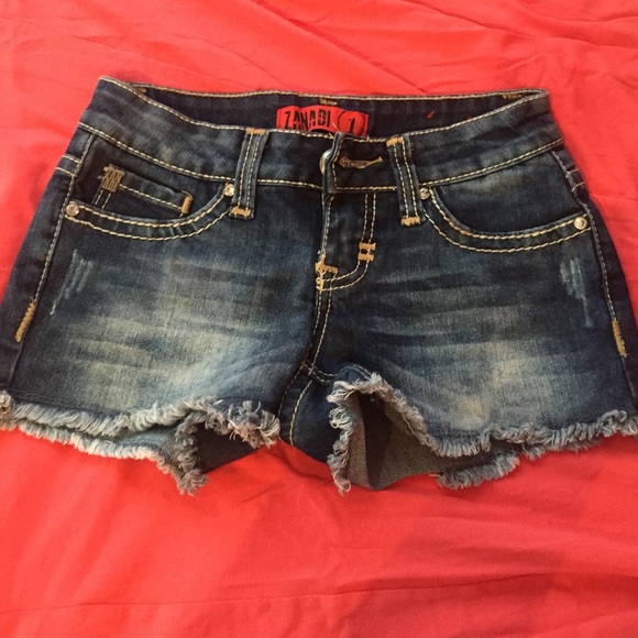 Shorts - Picture 1 of 3