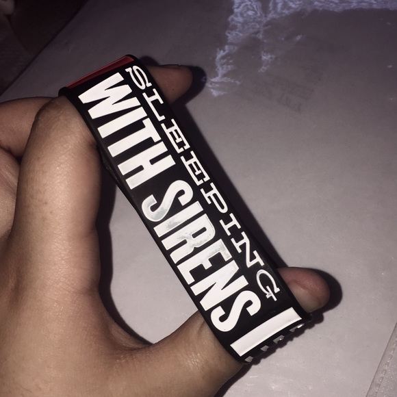Sleeping with Sirens bracelet - Picture 1 of 2