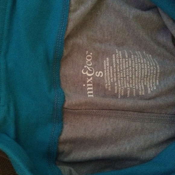 Exercise shorts - Picture 2 of 2