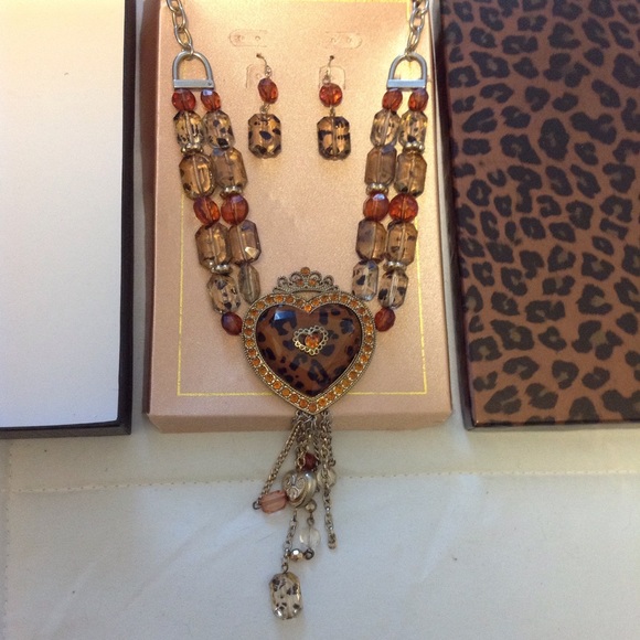 Jewelry - Leopard Jewelry Set
