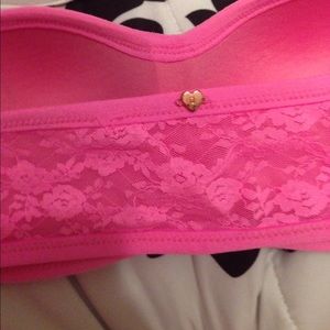 Pink strapless bra for Jackie