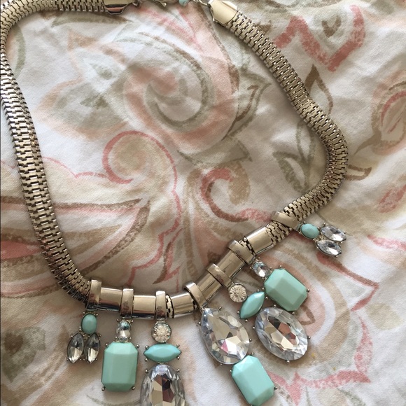 Express statement necklaces - Picture 2 of 2