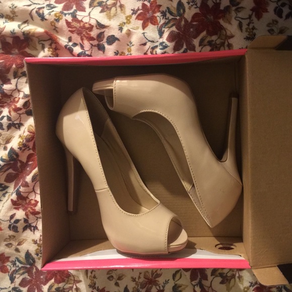 Charlotte russe high heels