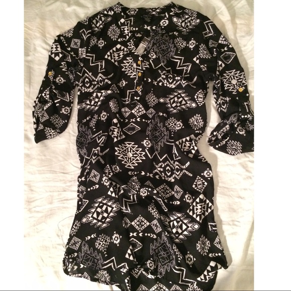 Patterned Dress - Picture 1 of 4