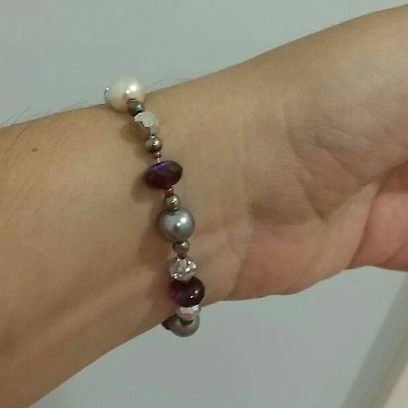 Vintage Inspired Bracelet - Picture 2 of 3
