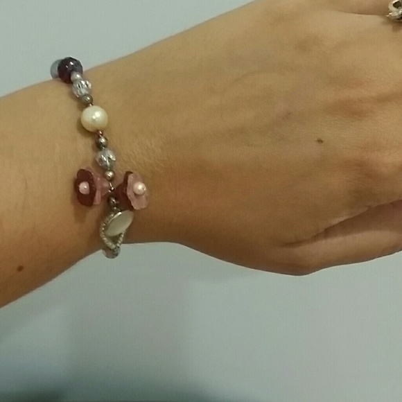 Vintage Inspired Bracelet - Picture 3 of 3