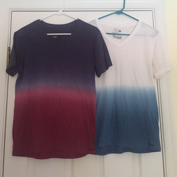 2 OVERSIZED VNECKS