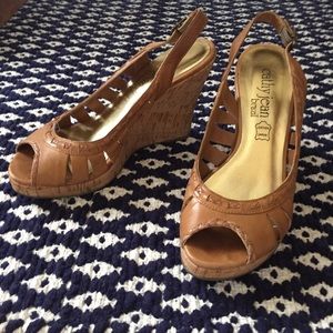 Cathy Jean Tan Leather Wedges size 7