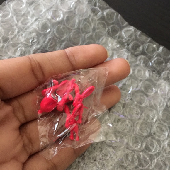 Rabbit earring - Picture 2 of 3