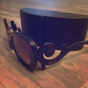 Prada Pr 27os Sunglasses
