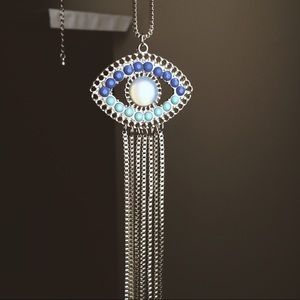Beautiful statement necklace- PacSun