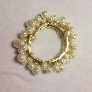 Pearl bracelet
