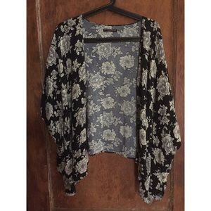 Brandy Melville kimono