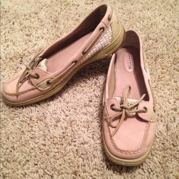 Pink Sperrys