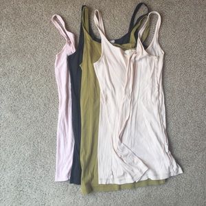 4 pack bundle of J crew layering tanks