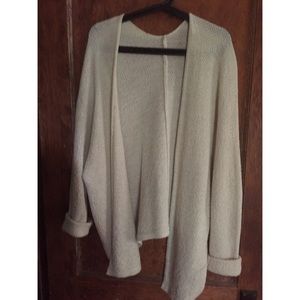 Brandy Melville Caroline cardigan