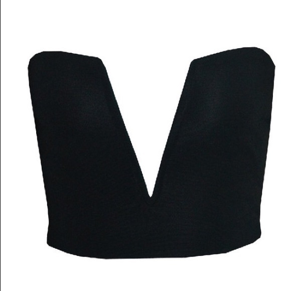 Black deep v crop top