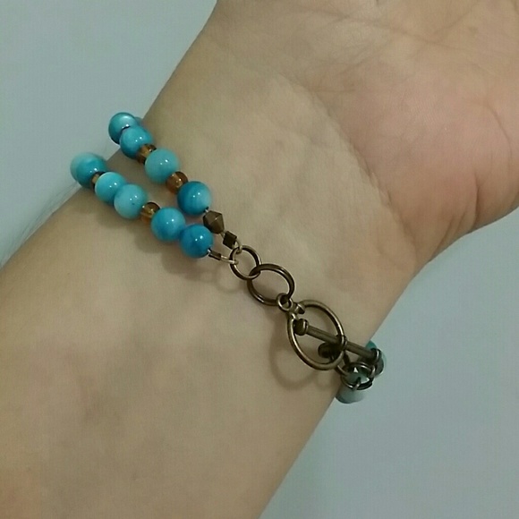 Turquoise stone Bohemian Style Bracelet - Picture 3 of 3