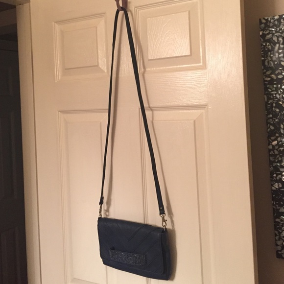 Steven Madden Cross Body/Clutch Bag Dark Navy - Picture 2 of 4