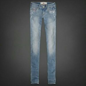💰💰Sold💰💰Embellished Super Skinny Jeans Size 3R