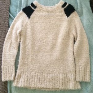Beige/black sweater