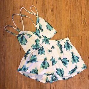 **Brand New** Turquoise Leaves Short Set