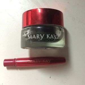 mary kay gel eyeliner with brush