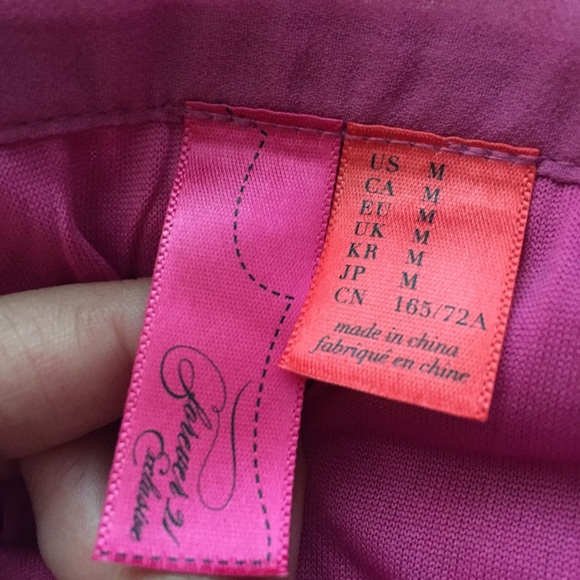 Asymmetrical skirt - Picture 3 of 4