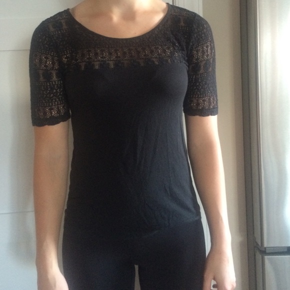 lace black top